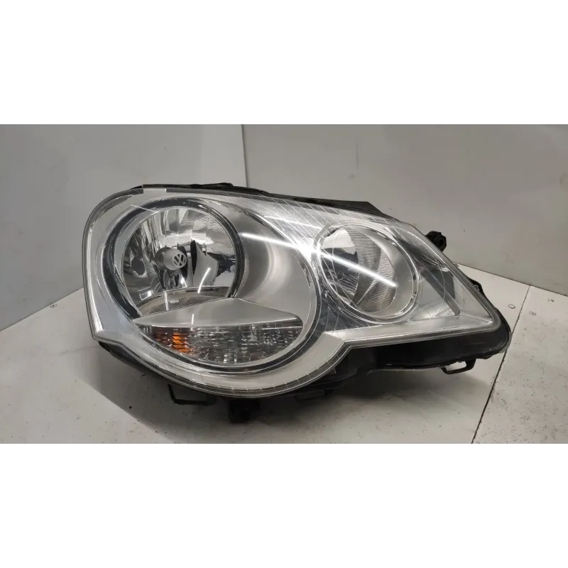 Phare droit volkswagen polo 9n iv