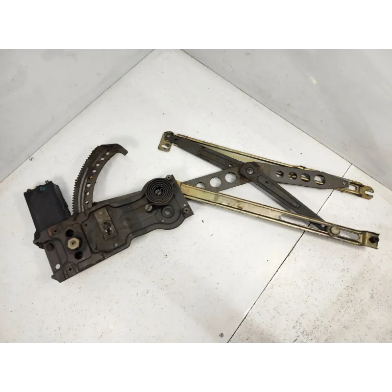 Mecanisme + moteur de leve-glace avant gauche bmw serie 6 e24
