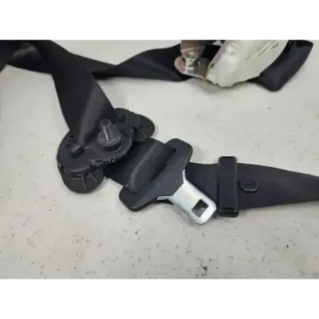 Ceinture avant droite bmw serie 1 e87/e81