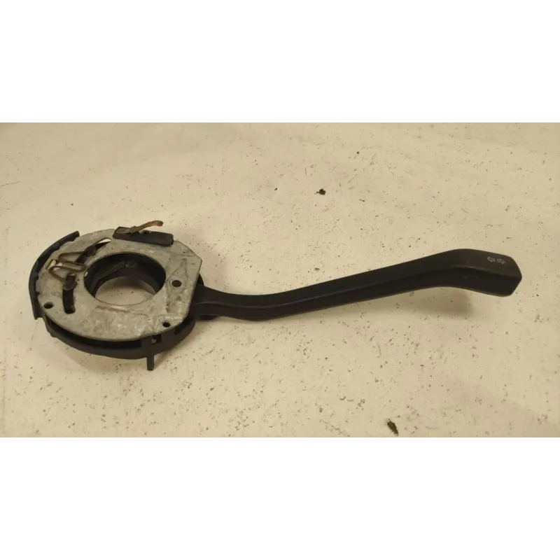 Commodo clignotant volkswagen golf 1 i