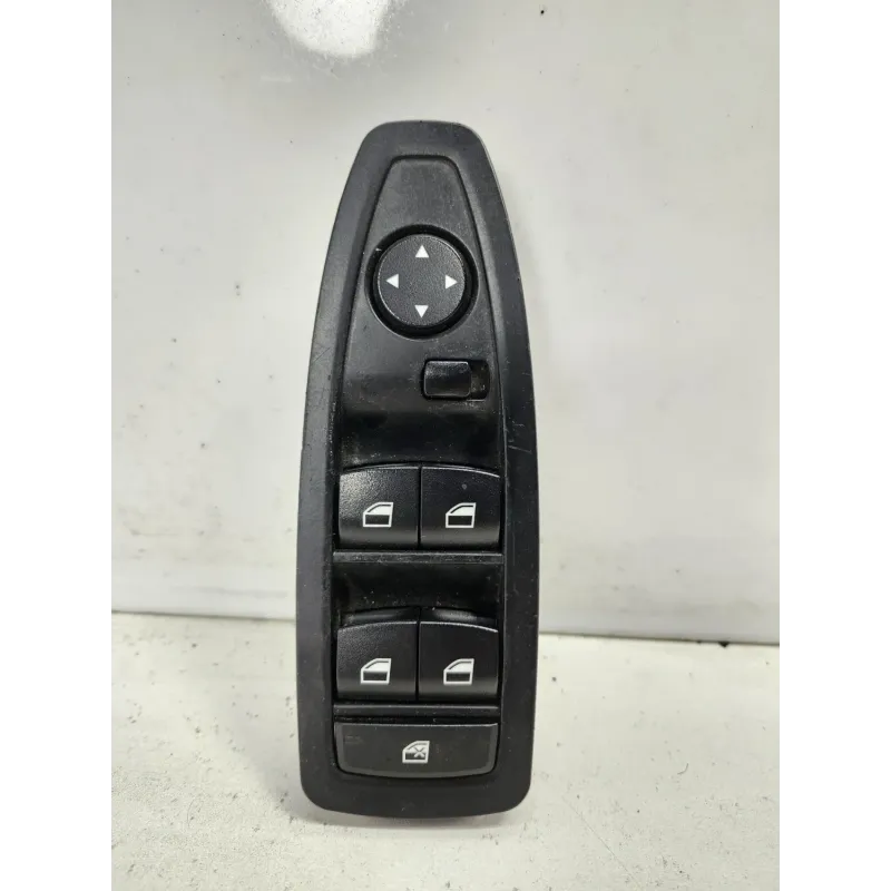 Commande leve-glace porte avant gauche bmw serie 1 f20/f21