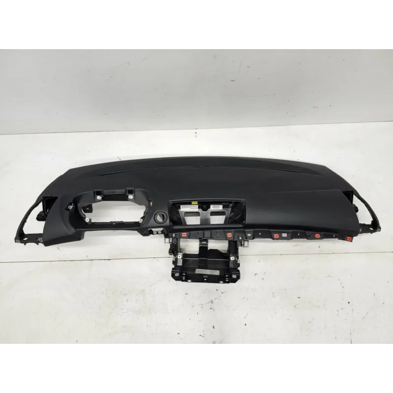 Planche de bord bmw serie 1 e87/e81