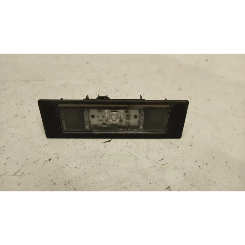 Eclaireur de plaque bmw serie 1 f20/f21