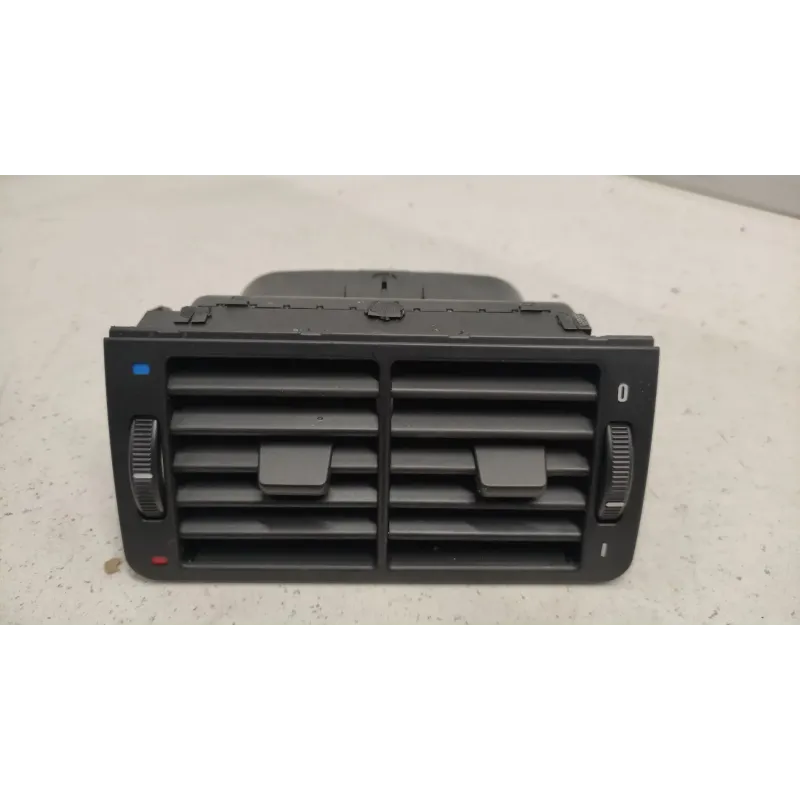 Grille aeration arriere bmw serie 7 e38