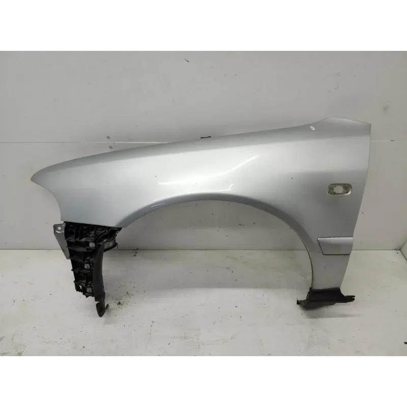 Aile avant gauche audi a4 8d b5