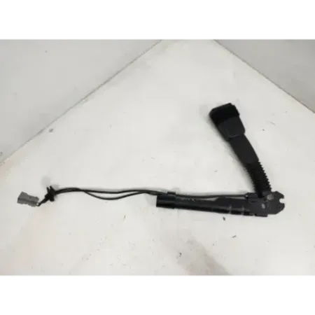 Pretensionneur avant droit bmw serie 1 e87/e81