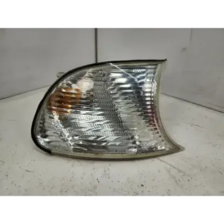 Clignotant avant droit bmw serie 3 e46