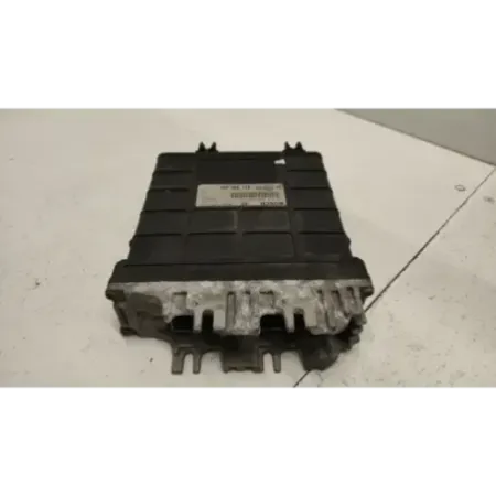 Calculateur moteur volkswagen golf 3 iii