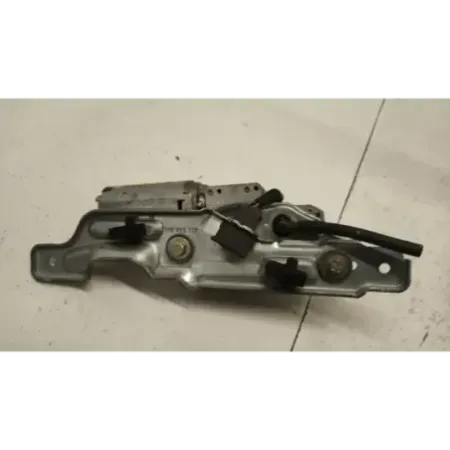 Moteur essuie-glace arriere volkswagen golf 3 iii