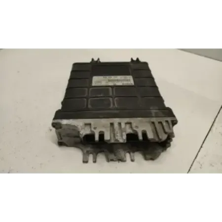Calculateur moteur volkswagen golf 3 iii