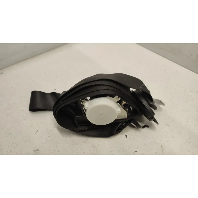 Ceinture avant gauche bmw serie 1 f20/f21