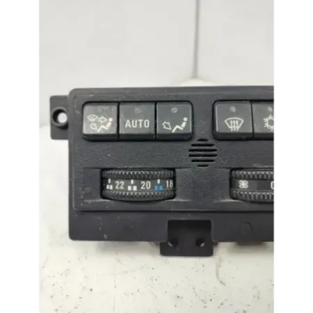 Commande climatisation bmw serie 8 e31