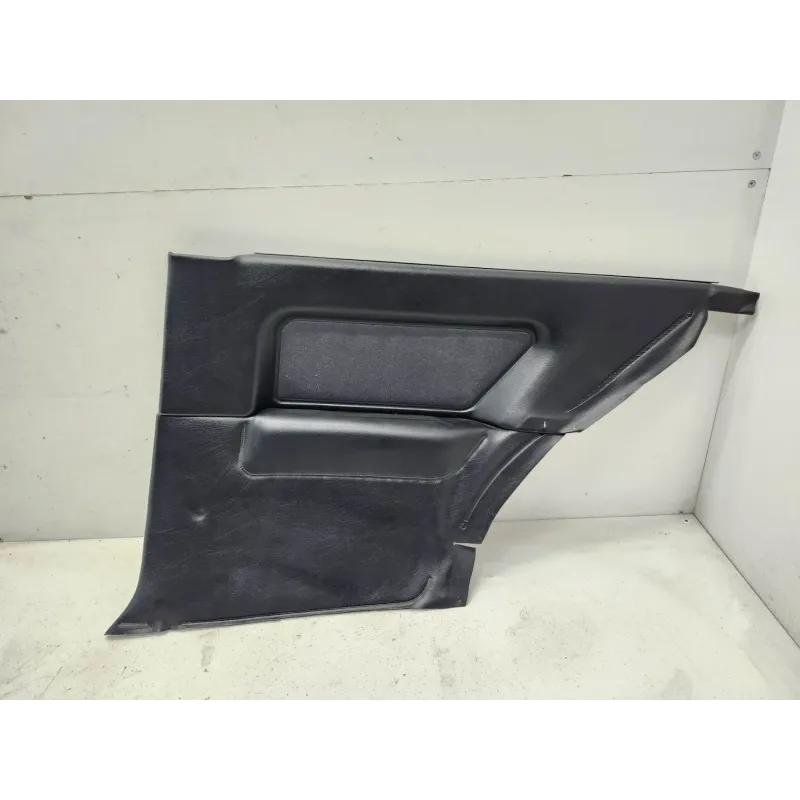 Panneau porte interieur arriere droit bmw serie 3 e30