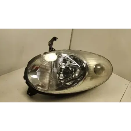 Phare droit nissan micra