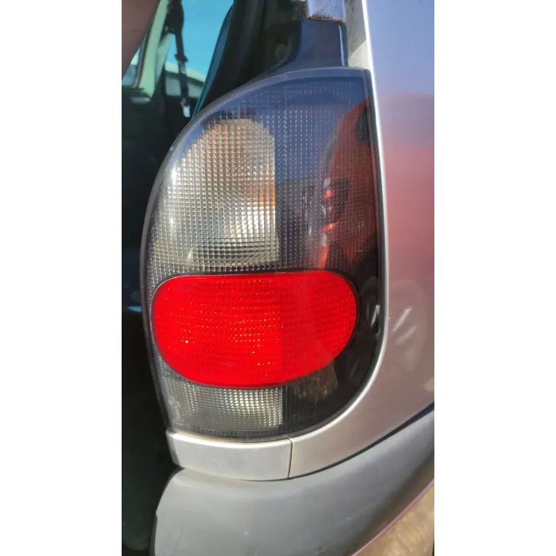 Feu arriere droit renault espace 3 iii