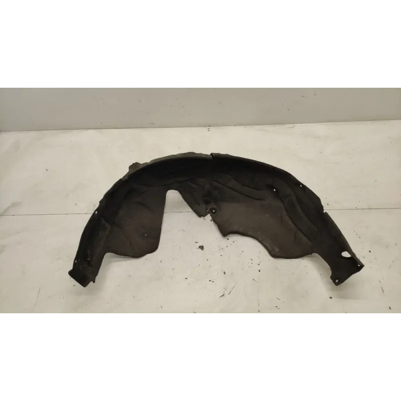 Pare-boue aile arriere droite bmw serie 1 f40