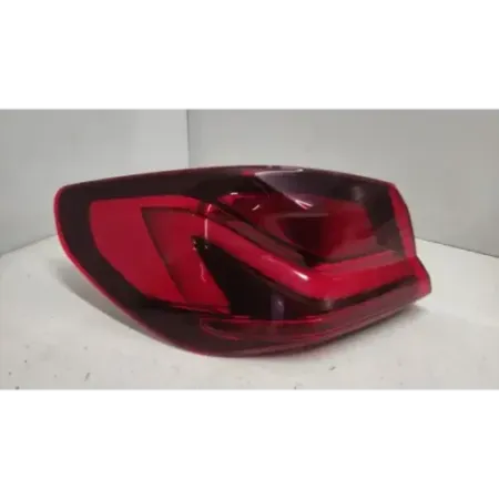 Feu arriere gauche bmw serie 1 f40