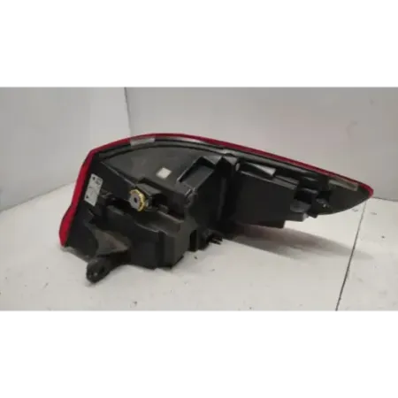Feu arriere gauche bmw serie 1 f40
