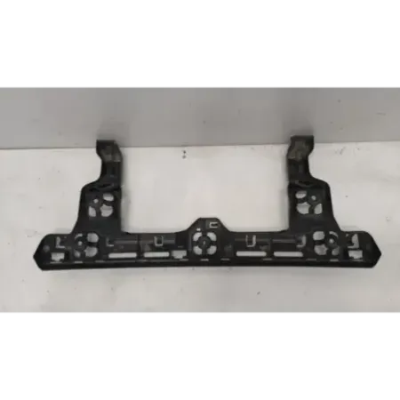 Support central pare-choc arriere bmw serie 1 f40