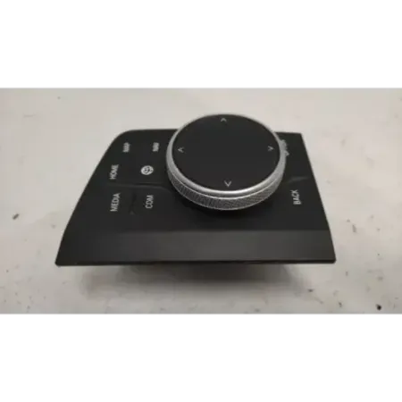 Commande navigation gps bmw serie 1 f40