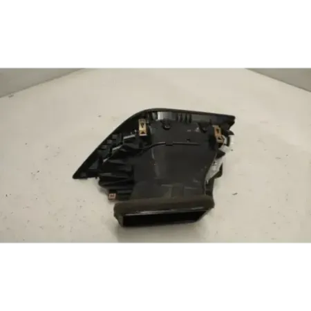 Grille aeration avant droite bmw serie 1 f40