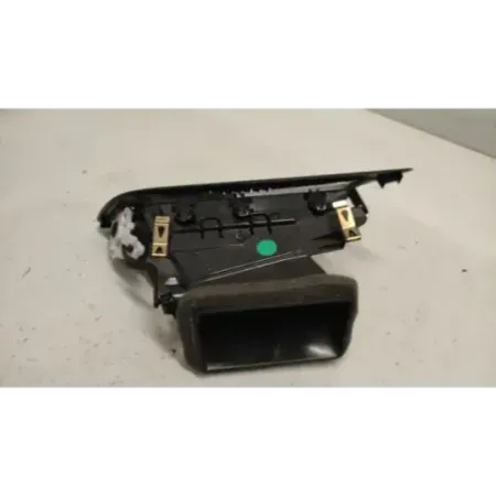 Grille aeration avant droite bmw serie 1 f40