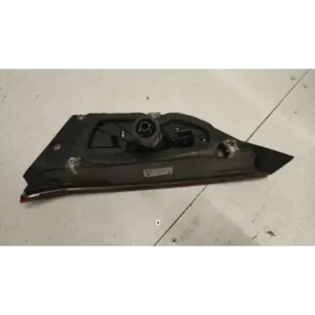 Feu arriere interieur gauche bmw serie 1 f40