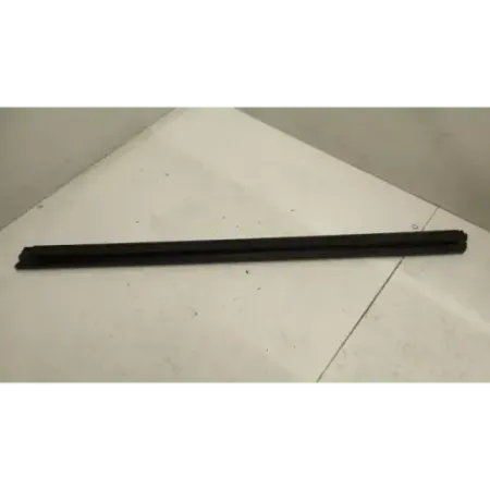 Joint caoutchouc porte avant droit bmw serie 1 f40