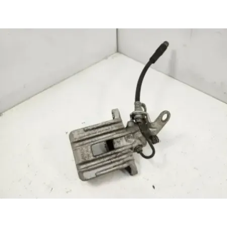 Etrier de frein arriere droit audi a3 8p