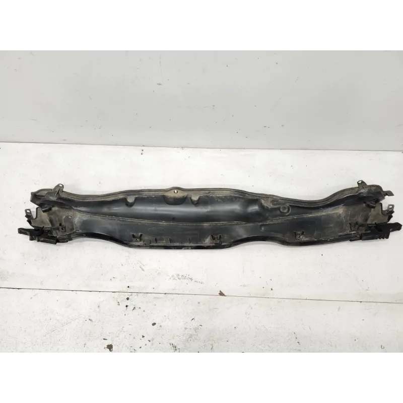 Baie de pare brise ford fiesta 7 vii