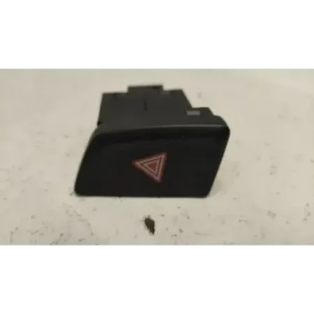 Bouton de warning audi q5