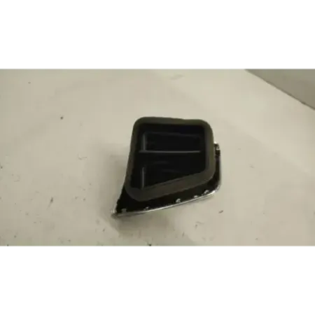 Grille aeration avant gauche audi q5