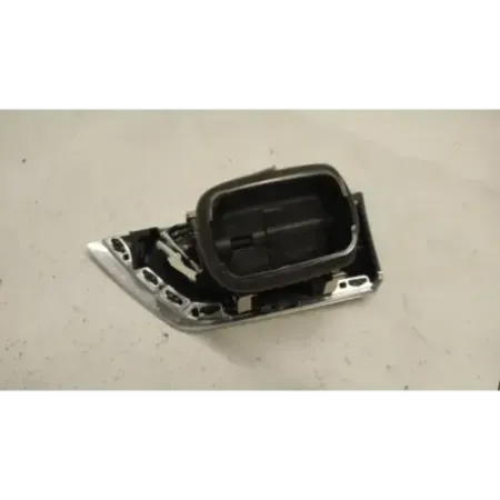 Grille aeration avant droite bmw serie 2