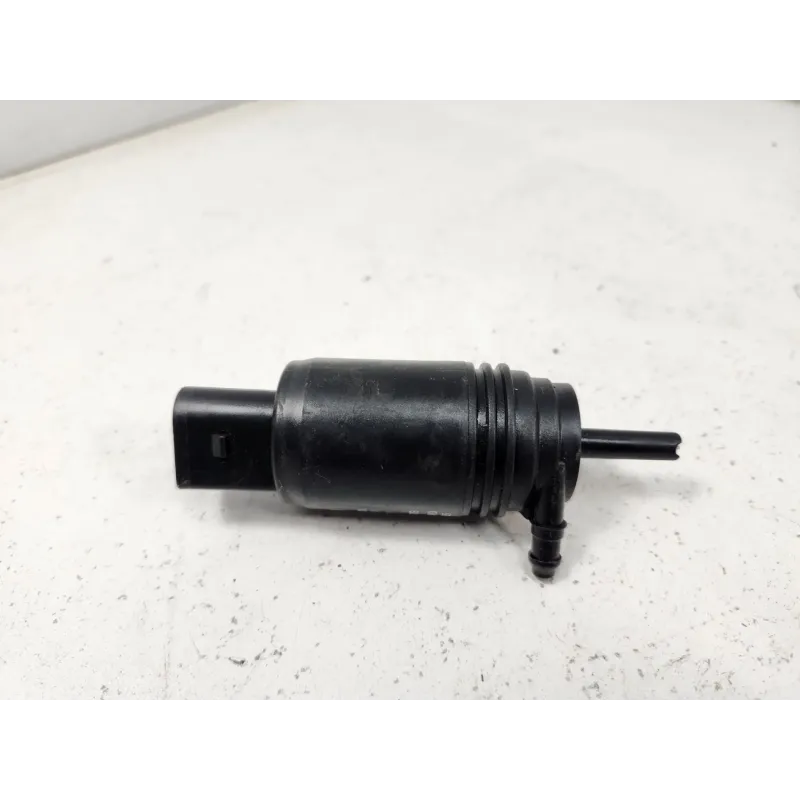 Pompe lave-glace avant bmw serie 1 f20/f21