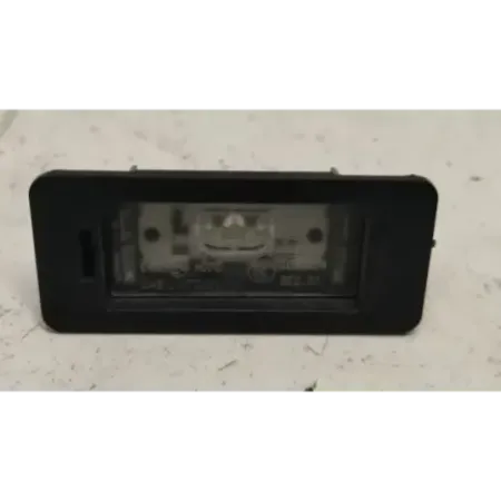 Eclaireur de plaque bmw serie 1 f40