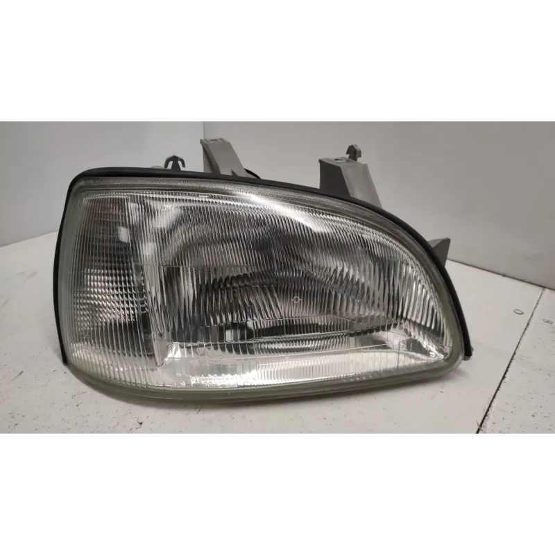 Phare droit renault clio 1 i