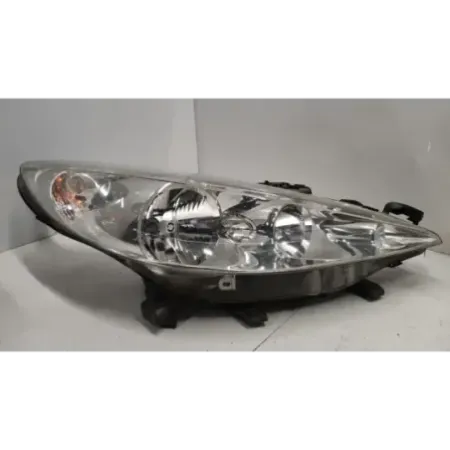 Phare droit peugeot 207