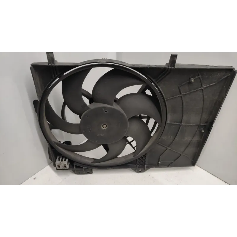 Ventilateur de refroidissement peugeot 207