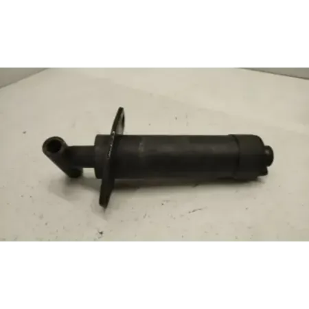 Support gauche pare-choc avant bmw serie 3 e30