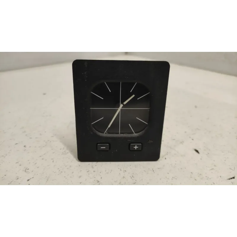 Montre bmw serie 3 e30