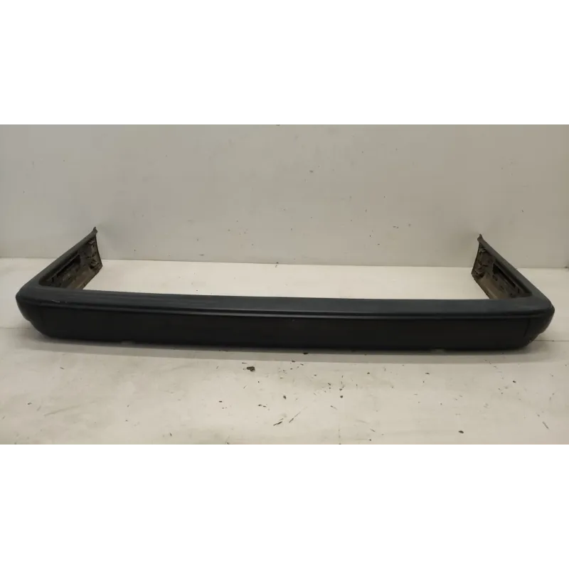 Pare-choc arriere bmw serie 3 e30
