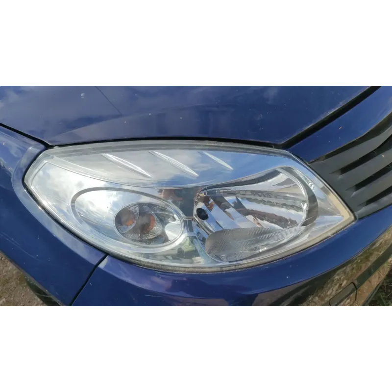Phare droit dacia sandero 1 i