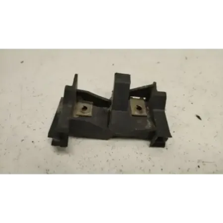 Guide pare-choc avant droit bmw serie 3 e30