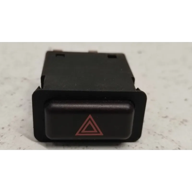 Bouton de warning bmw serie 3 e30