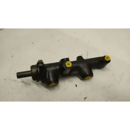 Maitre cylindre frein bmw serie 3 e30