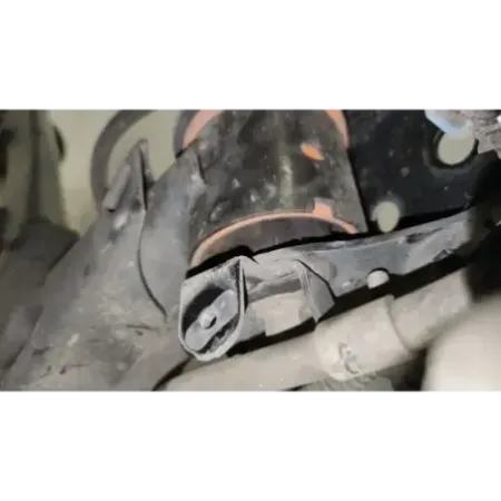 Berceau arriere peugeot 208