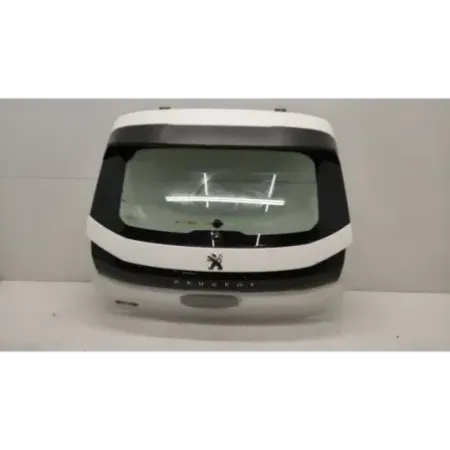 Malle / hayon / coffre peugeot 208