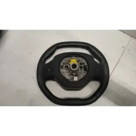 Volant direction peugeot 208