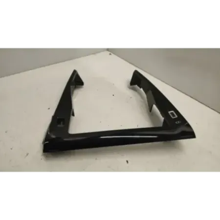 Insert decoratif peugeot 208