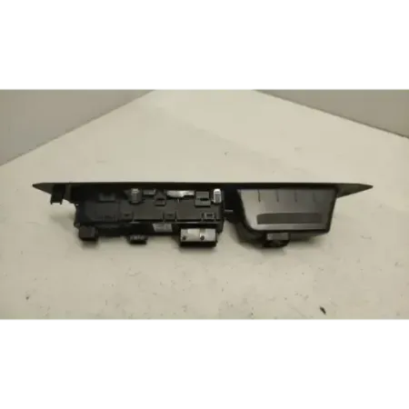 Commande leve-glace porte avant gauche peugeot 208